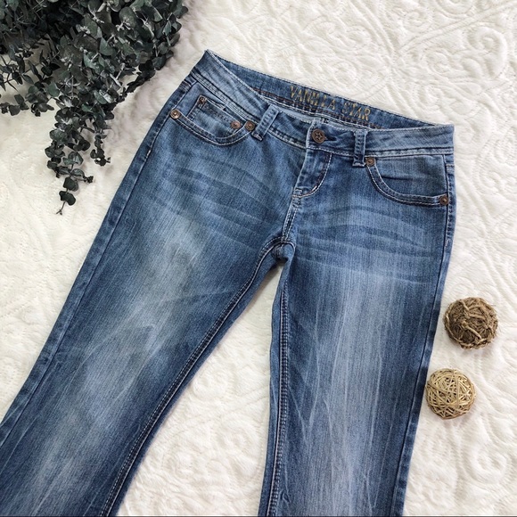 Vanilla Star, Medium Wash Boot Cut Jeans EUC 5 - Picture 6 of 8